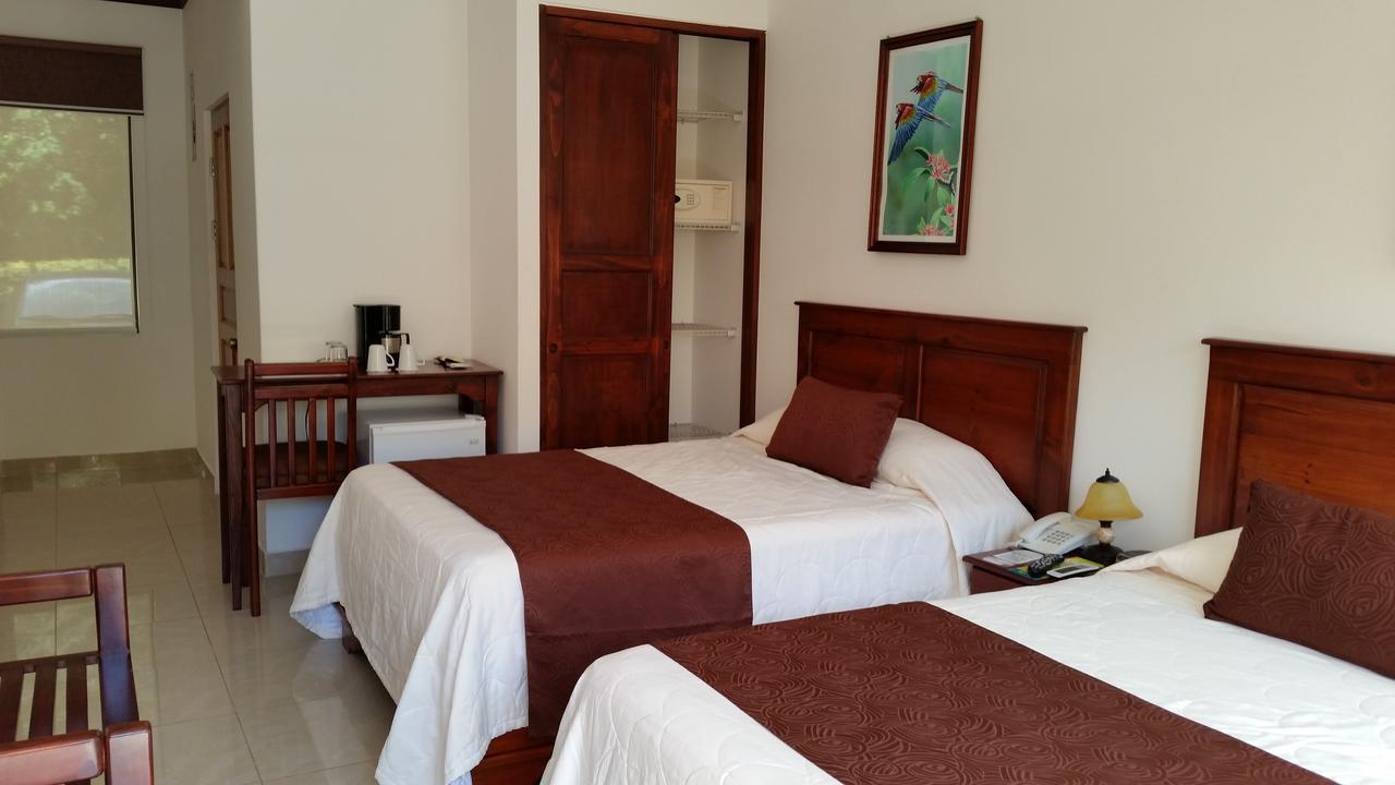 Hotel Arenas En Punta Leona Las Agujas Kültér fotó