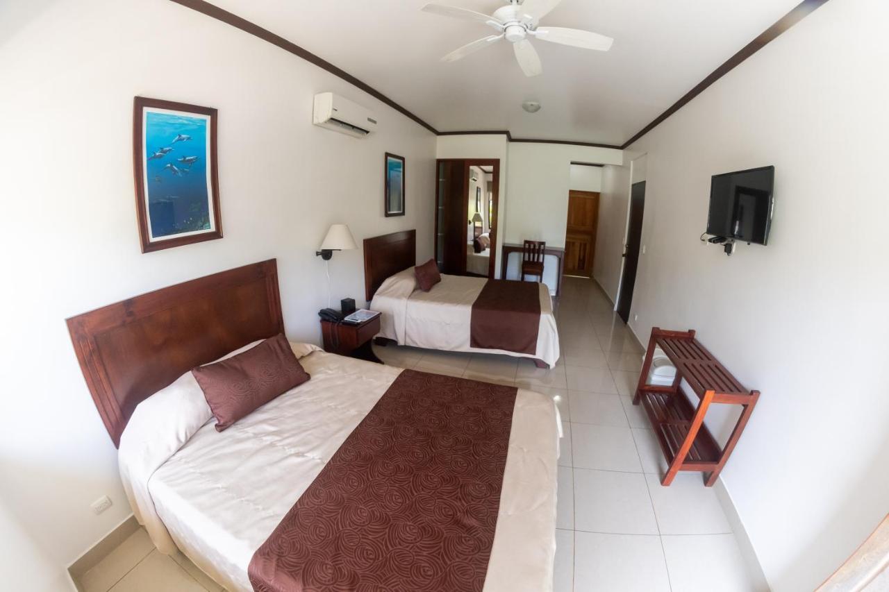 Hotel Arenas En Punta Leona Las Agujas Kültér fotó